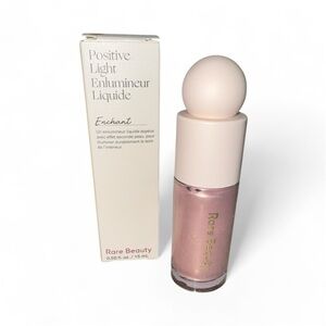 Rare Beauty Positive Light Highlighter - Soft Pink